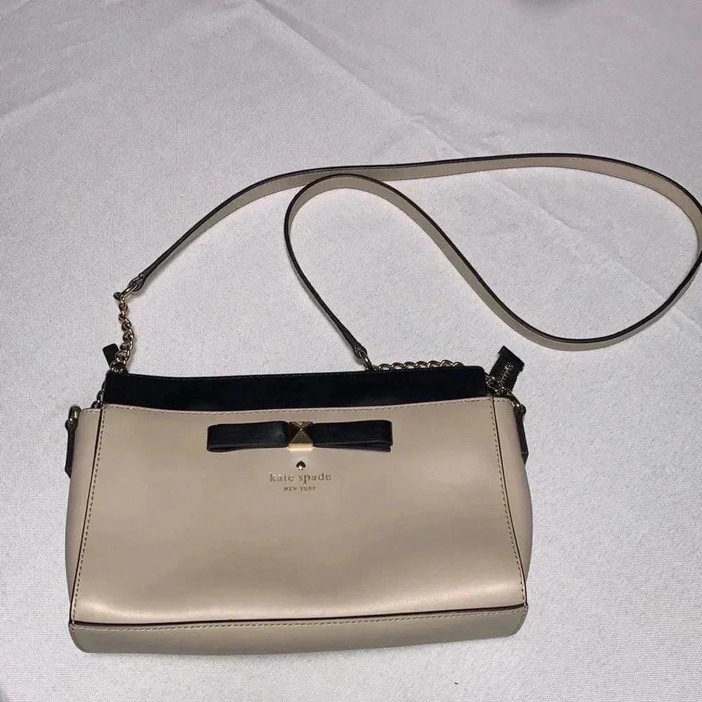 KATE SPADE ♠️ Crossbody Purse,Excellent condition❣️